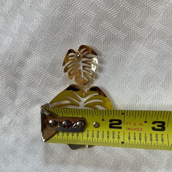Boho Philodendron Leaf Plant Dangle Statement Earrings Gold - Picture 6 of 9